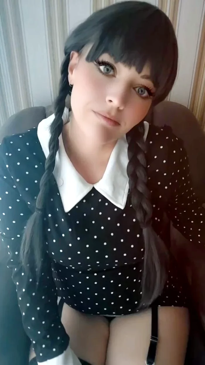 Sapphirestyle90 - Wednesday Addams The Darkness Is My Friend - MANYVIDS PREMIUM - MP4