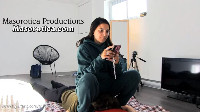 Breaking In The Seat - MASOROTICA PRODUCTIONS - MP4