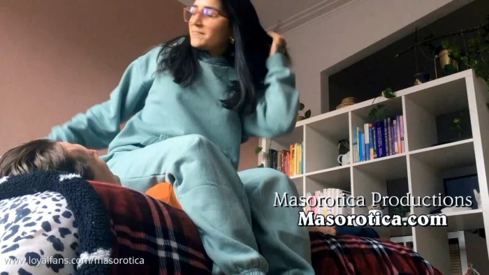 Human Apartment Couch 5 - MASOROTICA PRODUCTIONS - MP4