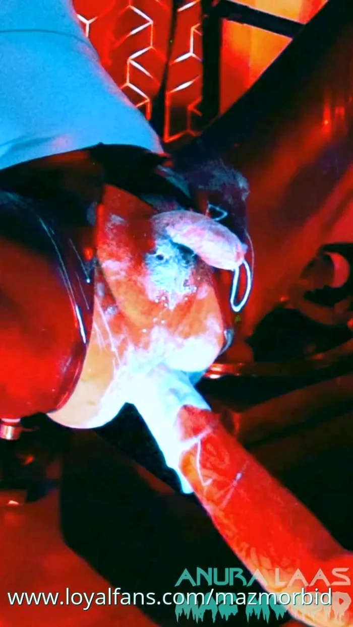 Anal Fisting Ft Anura Laas - MAZ MORBID FETISH - MP4