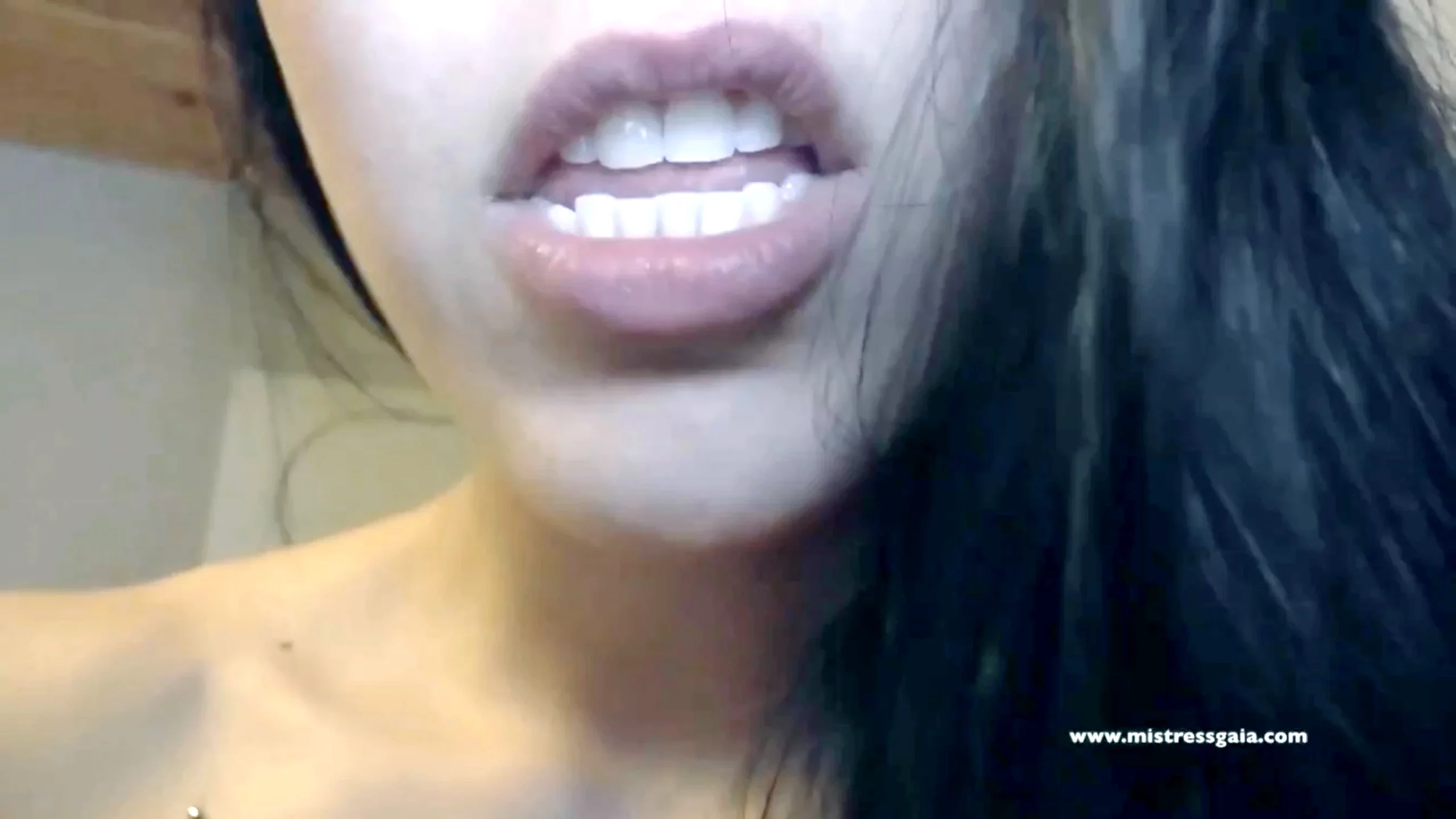 Waste Divine - MISTRESS GAIA SCAT - MP4