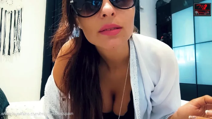 CEI And Smoking - MISTRESS ISIS SPAIN / EXCLUSIVE MISTRESS - MP4
