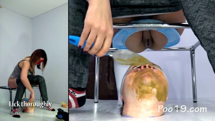 4 Shit's Bombs Are Falling Into Mouth - SMELLY MILANA SCAT - MP4