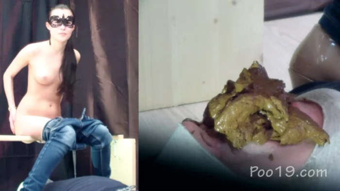 Delicious Regale With A Sweet Smell From Christina's Ass - SMELLY MILANA SCAT - MP4