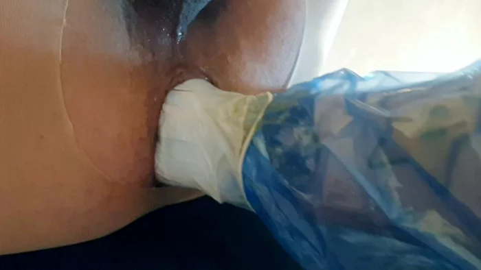 Spoon Fed And Fisted - MISTRESS DEMONA SCAT - MP4