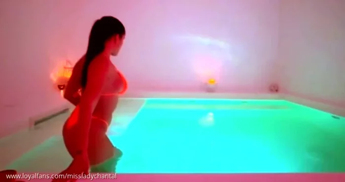 Pay For My Luxury Life And Watch My Lavish Moments - MISS LADY CHANTAL - MP4
