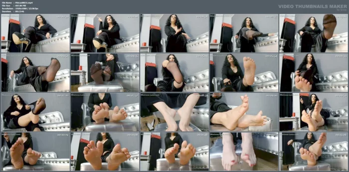 I Have Been At Party, And Now My Feet Are Very Tired And Sweaty - MISTRESS LUNA - MP4