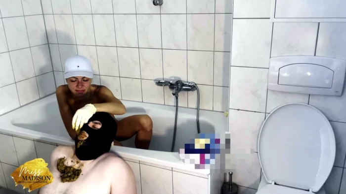 Shit And Cum In The Slave's Mouth - SCHMUTZIGE MISS MADISON DEUTSCHLAND - MP4