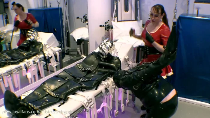 Arms Up, Comfort Down - MISTRESS MIRANDA / THE BONDAGE MISTRESS CLUB / BDSMLABORATORY - MP4