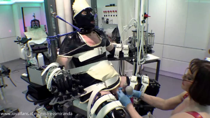 Dee Returns Part 6 Finale - MISTRESS MIRANDA / THE BONDAGE MISTRESS CLUB / BDSMLABORATORY - MP4