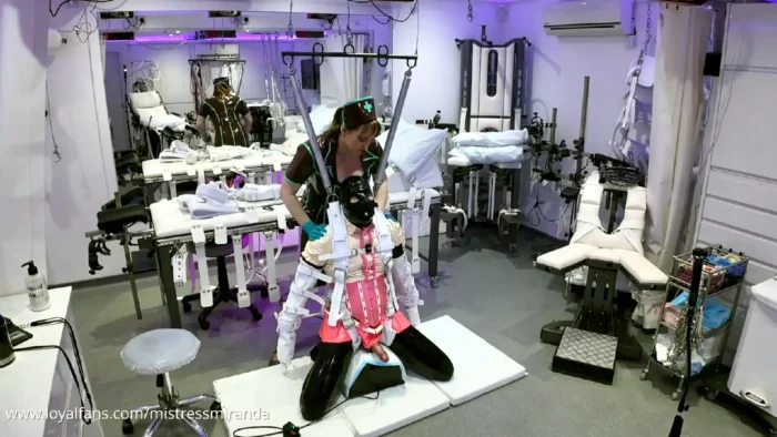 Feel The Power 2 Finale - MISTRESS MIRANDA / THE BONDAGE MISTRESS CLUB / BDSMLABORATORY - MP4