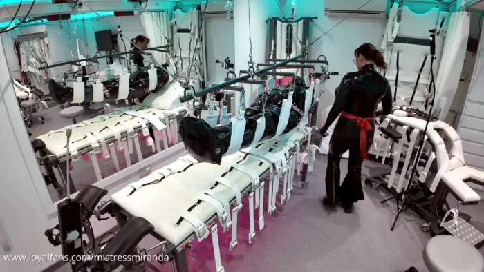 Rubber Crazy - MISTRESS MIRANDA / THE BONDAGE MISTRESS CLUB / BDSMLABORATORY - MP4