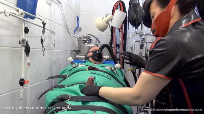 Total Rubber 1 - MISTRESS MIRANDA / THE BONDAGE MISTRESS CLUB / BDSMLABORATORY - MP4
