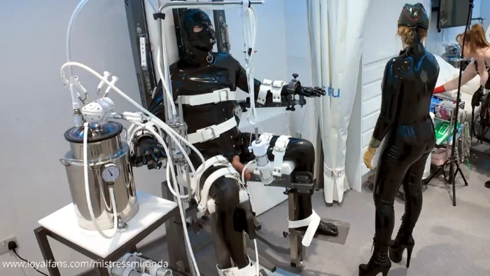 Tower Of Torment - Sucking Frustration - MISTRESS MIRANDA / THE BONDAGE MISTRESS CLUB / BDSMLABORATORY - MP4