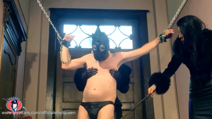 Double Femdom In Belgium Part 2 - OFFICIAL VINYL QUEEN - MP4