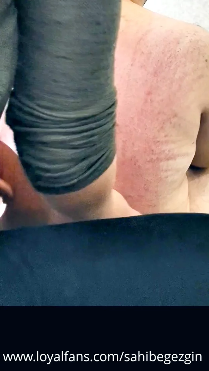 Scratching - I Left Beautiful Marks On You - SAHIBE GEZGIN - MP4
