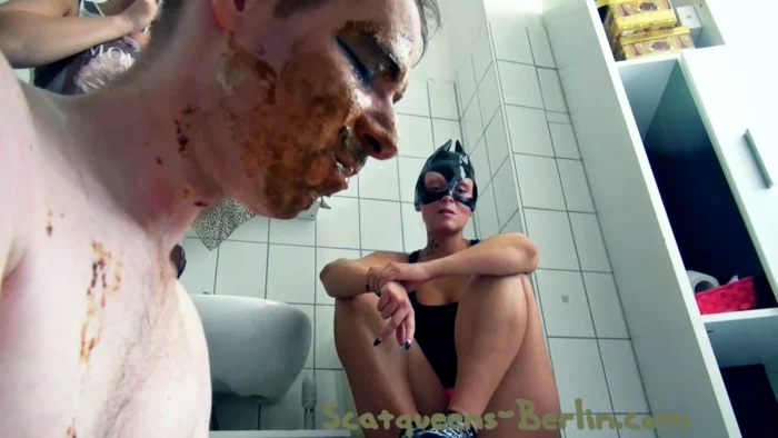 The Shit Mask Part 3 - SCATQUEENS-BERLIN - MP4