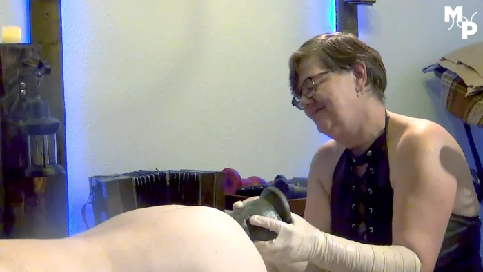 Femdom Fisting And Fucking His Male Cunt - SCHWESTER SANDRA / SANDRA BIZARR - MP4