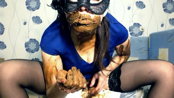 I Wear A Diaper And Take Off My Mask - SCATLINA - MP4