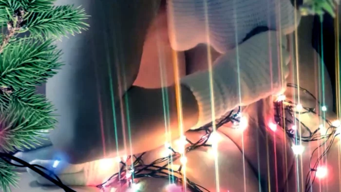 My Neighbor Gave Me A Christmas Present With Her Hands And Mouth - SINFULCAT - MP4