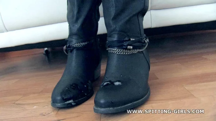 Red Haired Spitting Girl Jamie-Kate - Lick My Dirty Shoes Clean Again! - SPITTING-GIRLS - MP4