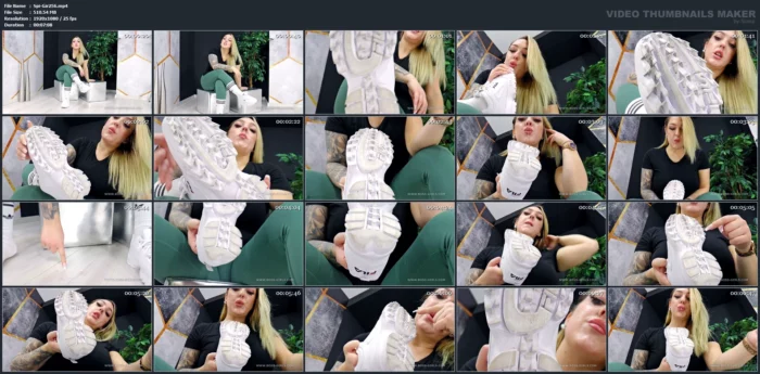 Testing Disgust With Spit - Goddess Yasemin - SPITTING-GIRLS - MP4