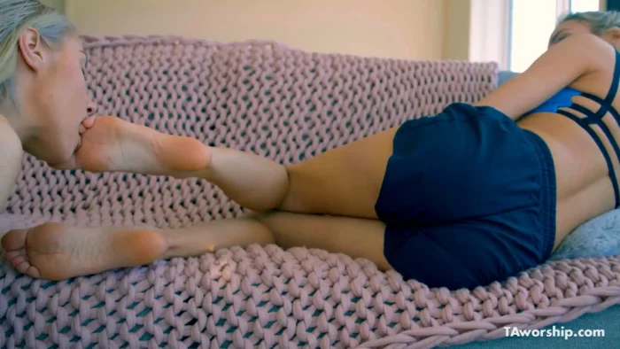 Aidens After Workout Feet - TAWORSHIP - FOOT WORSHIP - MP4