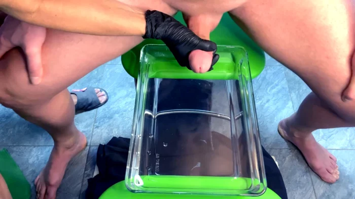 Old Lady Milking Huge Dick Underwater - TANIAMILF - MP4