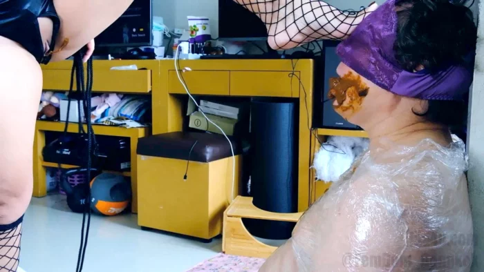 Mummified Piss & Shit Slave Has No Way To Escape - TOILET MISTRESS WAEL - MP4