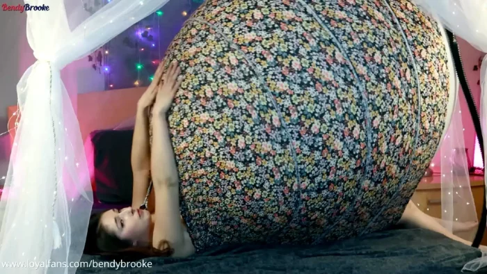 Weather Balloon Belly Inflation - I Get Huge - BENDY BROOKE - MP4