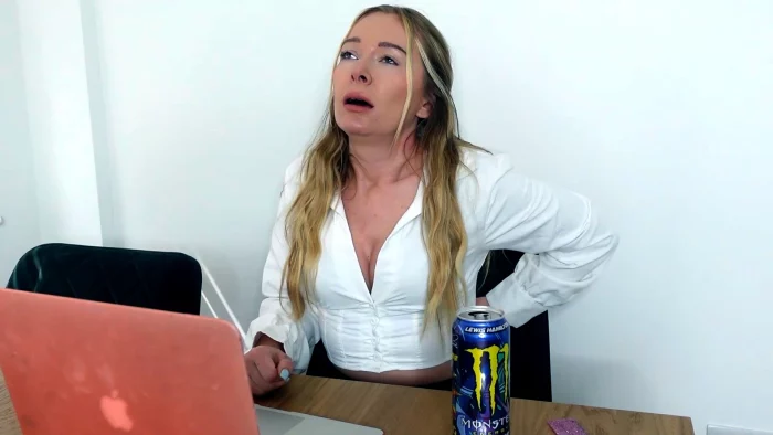 Heart Attack And Cpr - BREA ROSE - MP4
