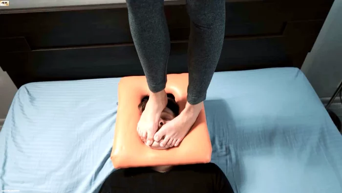 The Most Beautiful And Sexy Feet - CRUEL DOMINATION / BEAUTIFUL GIRLS - MP4