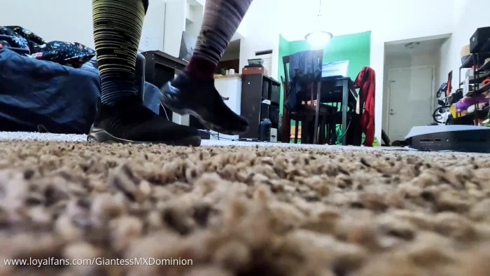 Teenie Running Around On Floor As Giantess Works Out - GIANTESS MXDOMINION / GODDESS MXDOMINION - MP4