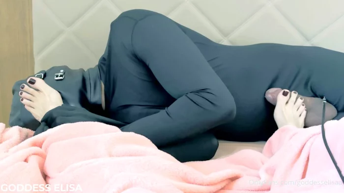 What Do We Want On A Cold Day Guess! - GODDESS ELISA - MP4