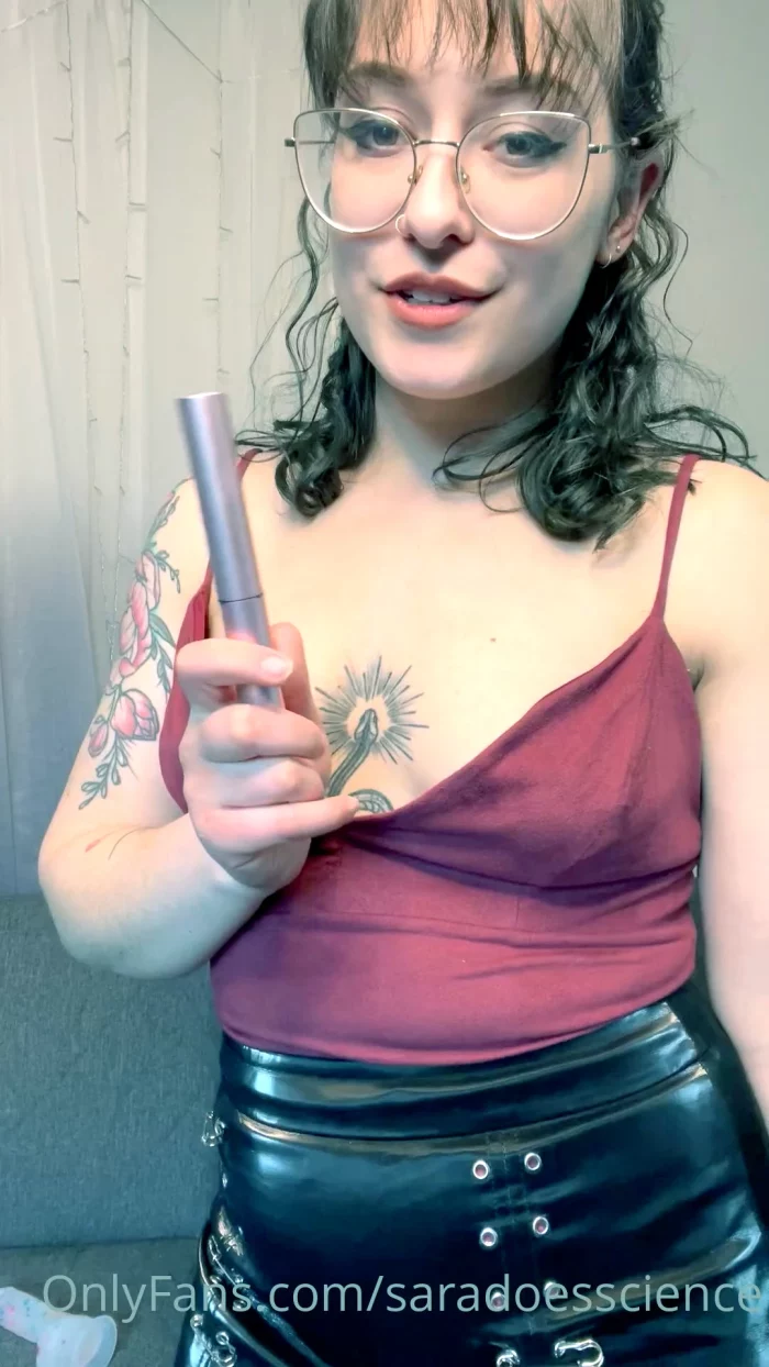 Come On, Just Show Me Your Dick - GODDESS SARA / SARADOESSCIENCE - MP4