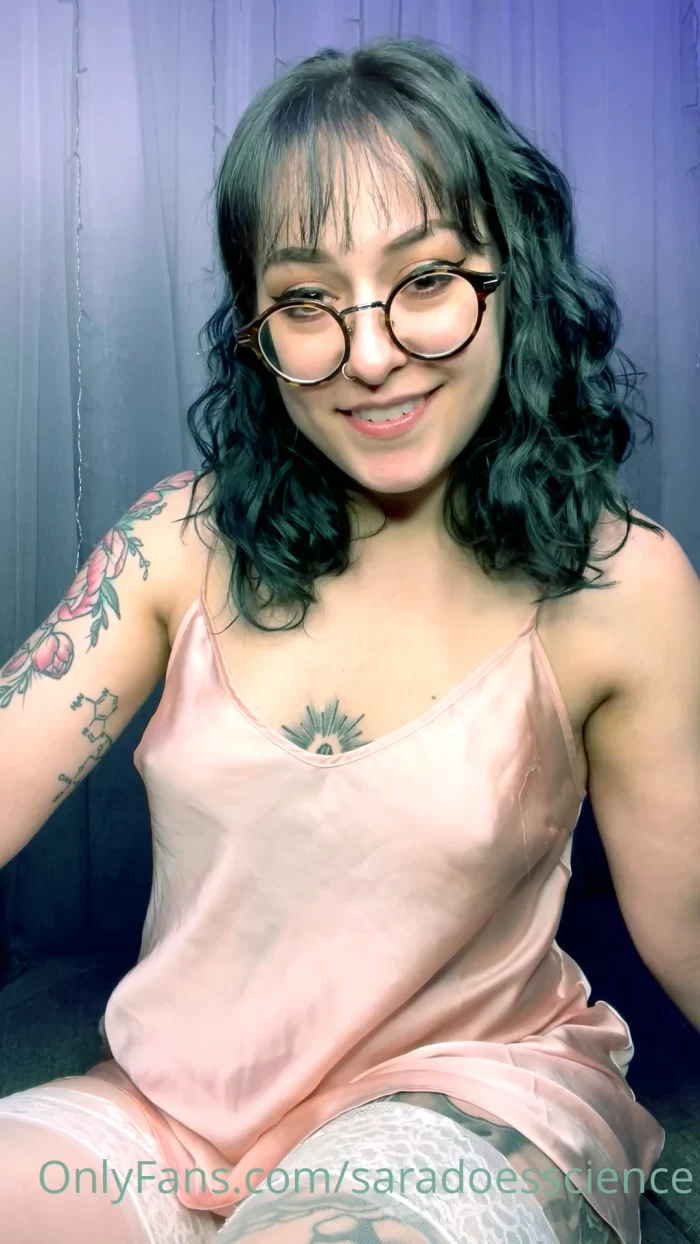 Oh, You’re A Virgin? That’s Okay, I Don’t Mind Corrupting You - GODDESS SARA / SARADOESSCIENCE - MP4
