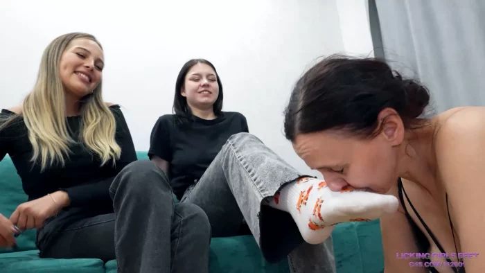 Grace And Pamela - Very Nasty And Smelly Socks For An Old Bitch - LICKING GIRLS FEET - MP4