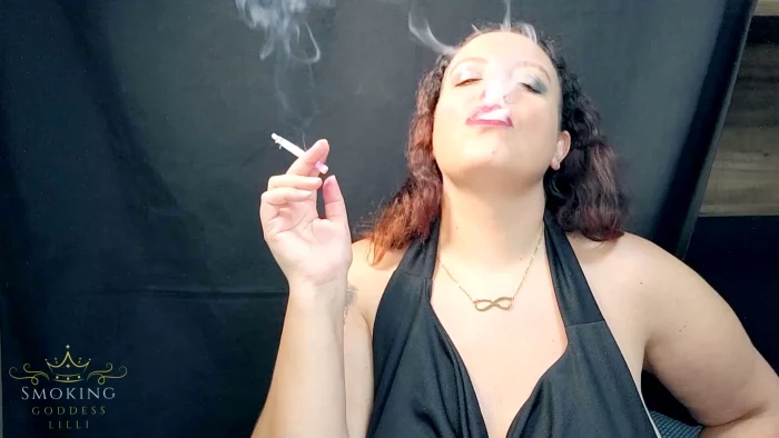 Sglx023 - Smoke Break With Me - LILLI CUKIEREK COX / SMOKING GODDESS LILLI - MP4
