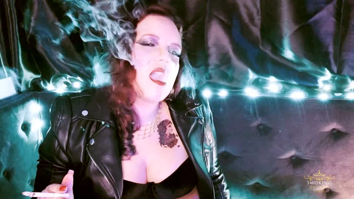 Smoking Wearing A Leather Jacket - LILLI CUKIEREK COX / SMOKING GODDESS LILLI - MP4