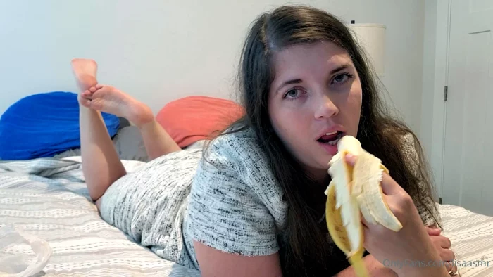 Banana Eating ASMR - LISA ASMR - MP4