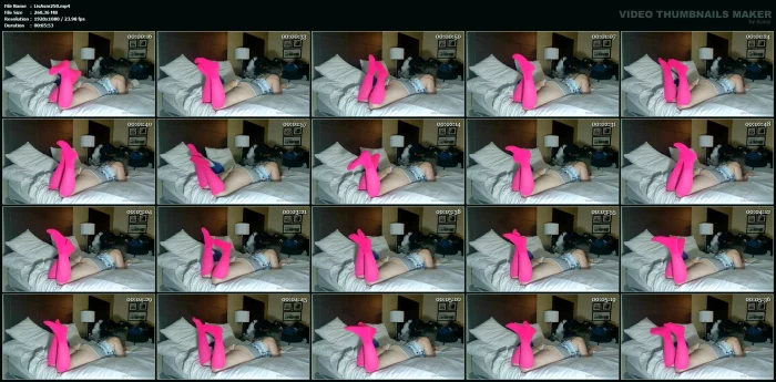 Sock Rubbing ASMR Reverse Pose - LISA ASMR - MP4