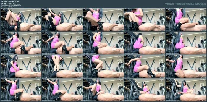 Mistress Is Making A Seat Out Of A Slave's Face - MADAM EMMA - MP4
