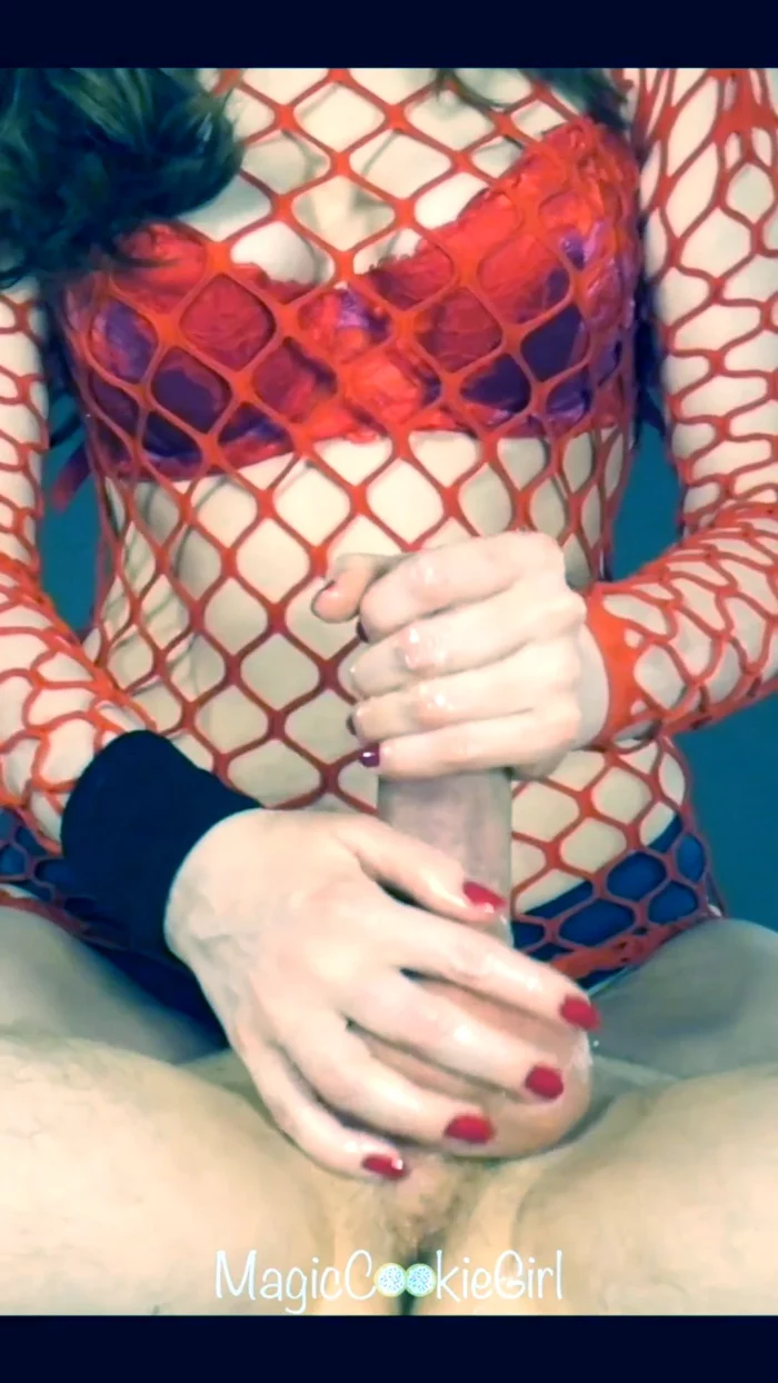 Xmas Femdom Handjob - Vertical Version - MAGIC COOKIE GIRL - MP4