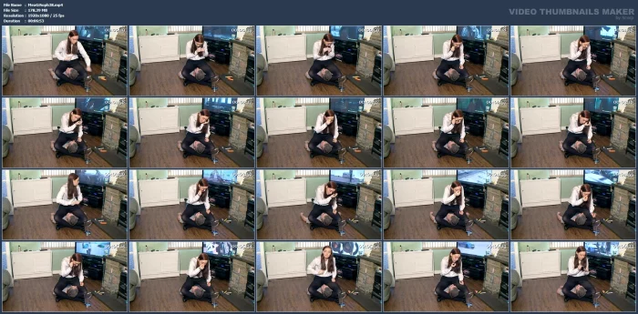 Sitting On Him & Doing Her Make Up - MEAN GIRL SOPHIE - MP4