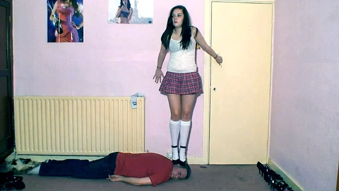 Sophie's Head Trampling Movie Model Poses - MEAN GIRL SOPHIE - MP4