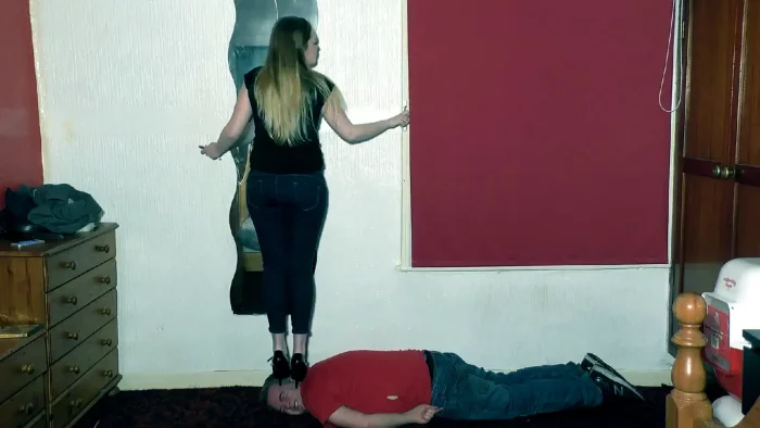 Trying On Boots & Shoes - MEAN GIRL SOPHIE - MP4