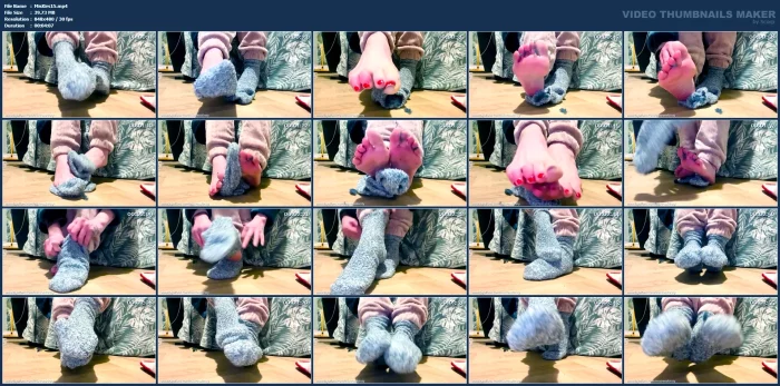 Fluffy Socks - MISTRESS KIRSTY - MP4