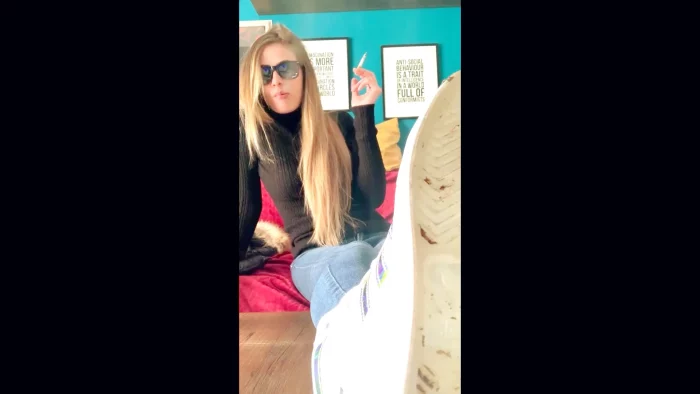 Bow,Bow, Imagine The Scent Of My Feet And Licks - MISTRESS MAGDA - MP4