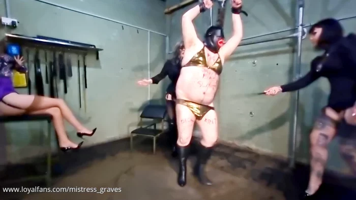 Dance, Piggy! Dance! - MISS SCARLET GRAVES - MP4