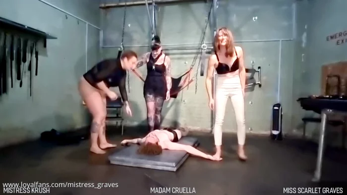 Some Rather Aggressive Ass Worship - MISS SCARLET GRAVES - MP4